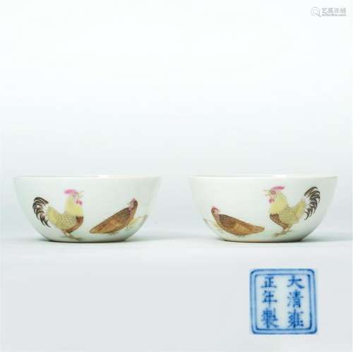 PAIR OF CHINESE PORCELAIN FAMILLE ROSE CHICKEN CUPS