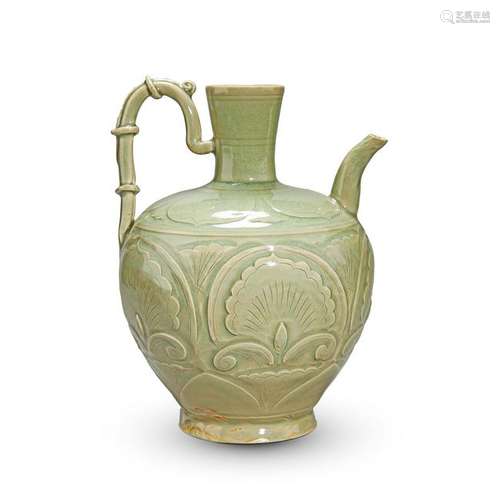 CHINESE PORCELAIN CELADON GLAZE ENGRAVED FLOWER KETTLE