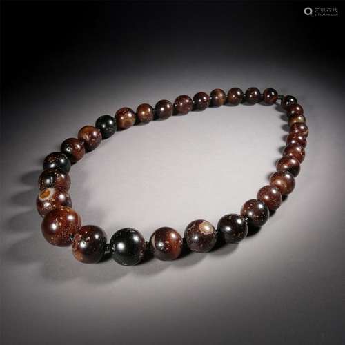 CHINESE AGATE BEAD NECKLACE TANG DYNASTY