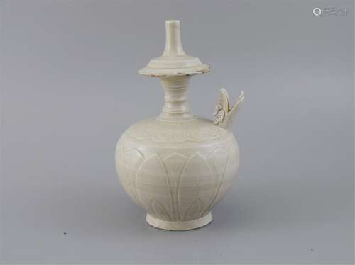 CHINESE PORCELAIN DINGYAO KILN DRAGON MOUTH KETTLE