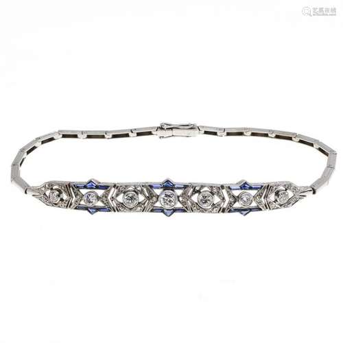 An 18KWG Art Deco Bracelet