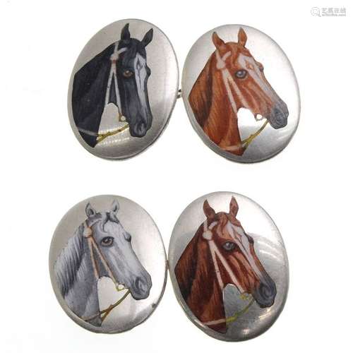 A Pair of Mens Horse Cuff Links