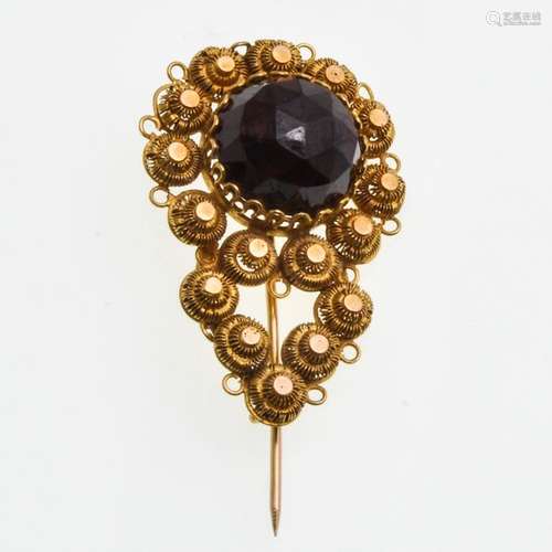 A 19th Century Garnet Brooch