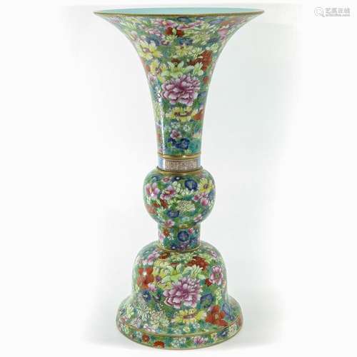 A Famille Rose Altar Vase