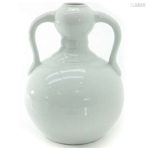 A Blanc de Chine Decor Vase