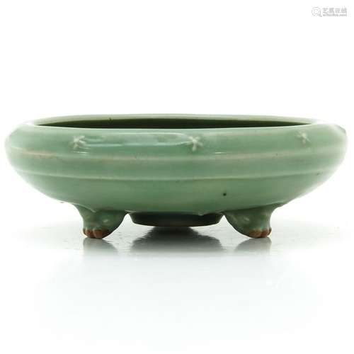 A Green Glaze Decor Tripod Censer