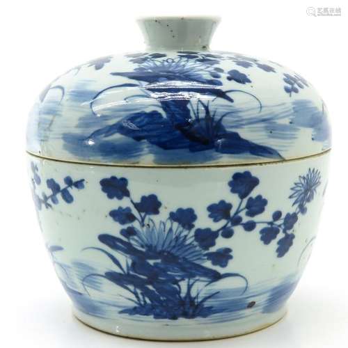 A Blue and White Decor Jar with Cover