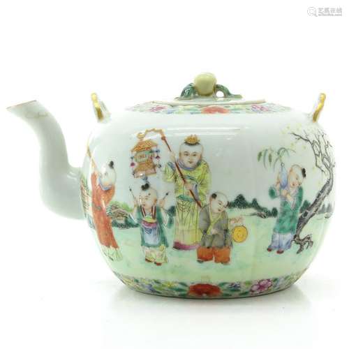 A Famille Rose and Gilt Decor Teapot