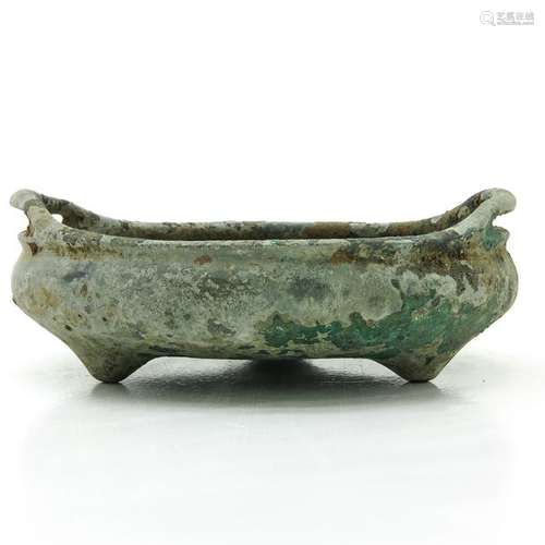 A Bronze Tripod Censer