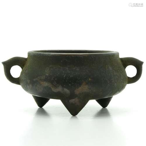 A Bronze Tripod Censer