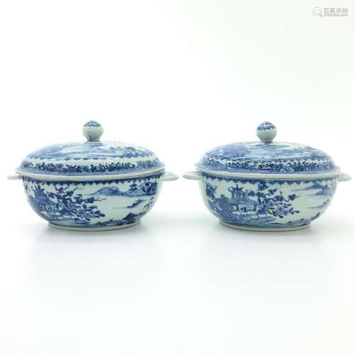 A Pair of Blue and White Decor Tureens