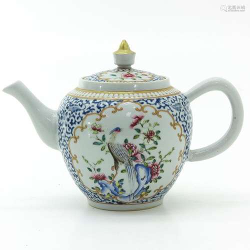 A Famille Rose Decor Teapot