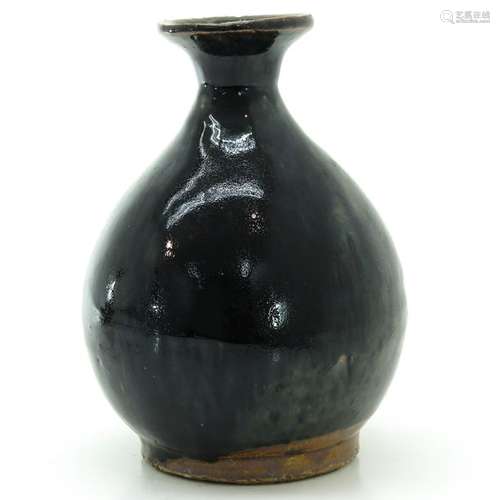 A Monochrome Stoneware Vase