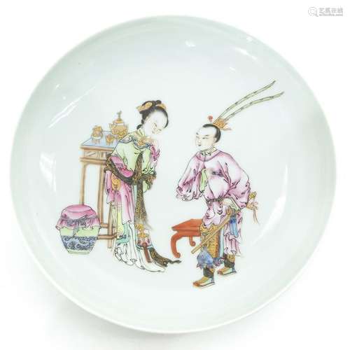 A Famille Rose and Gilt Decor Plate