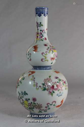A Chinese double gourd vase painted with bats and flowers, 28.5cm.
