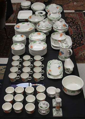 VILLEROY & BOCH (100) PC. CHINA SERVICE, AMAPOLA