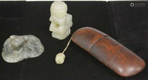 LOT OF (3) CHINESE CARVED JADE PIECES