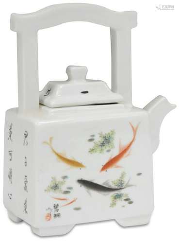 CHINESE PORCELAIN PAINTED TEA POT, 6 1/4