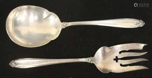 PAIR OF STERLING SILVER SERVING PCS, 5.9 TROY OZ.
