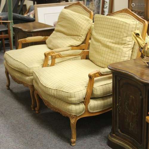 PAIR OF FRENCH STYLE UPHOLSTERED CHAIRS