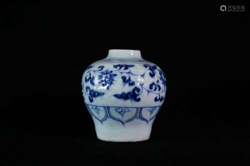 BLUE AND WHITE 'FLOWERS' JAR