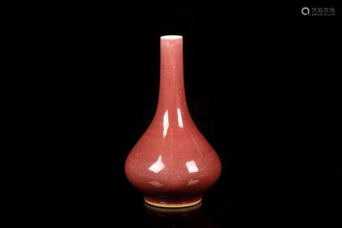 MONOCHROME RED GLAZED VASE