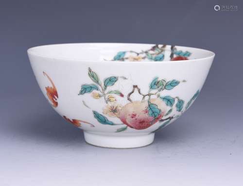 FAMILLE ROSE 'PEACHES' BOWL