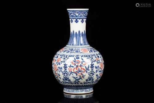 BLUE AND WHITE UNDERGLAZED RED 'FLOWERS AND VINES' VASE