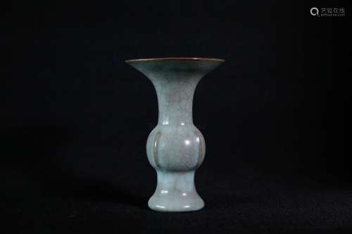 GUAN WARE GU VASE