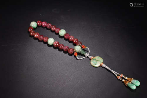 JADEITE AND TOURMALINE 18-BEAD BRACELET