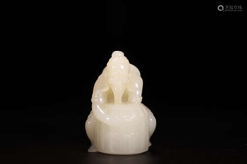 HETIAN JADE ORNAMENT