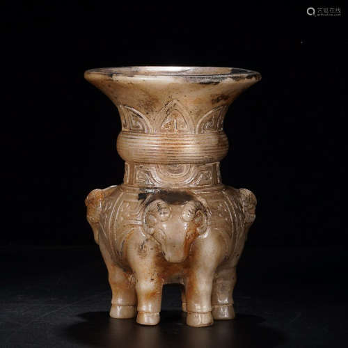 HETIAN JADE GOAT 'ZUN' ORNAMENT