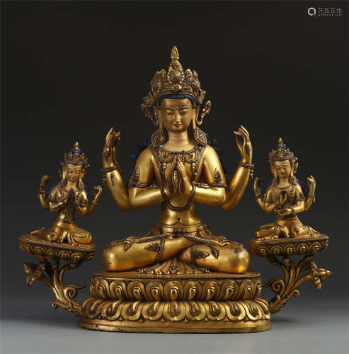 CHINESE GILT BRONZE SEATED GUANYIN WITH TWO GUARDIANS