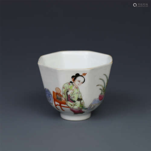 CHINESE PORCELAIN FAMILLE ROSE BEAUTY OCTAGONAL CUP