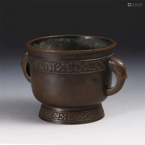 CHINESE BRONZE HANDLED ROUND CENSER