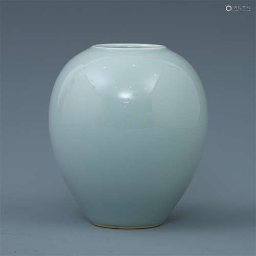 CHINESE PORCELAIN BLUE GLAZE WATER JAR