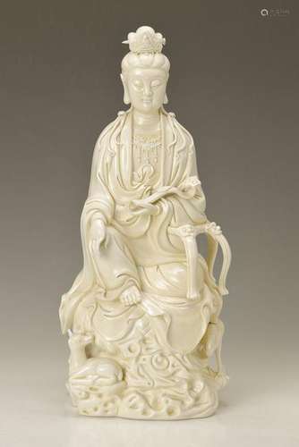 Guanyin, China, around 1900, porcelain, goddess in