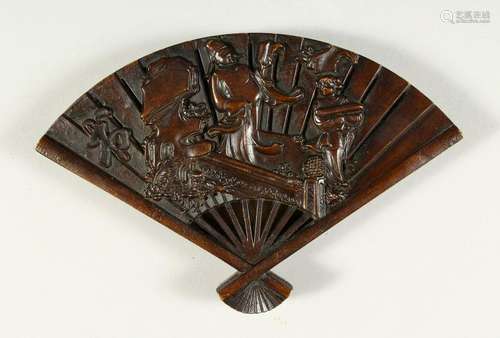 A BRONZE FAN SHAPE BOX.  16.5cms wide.