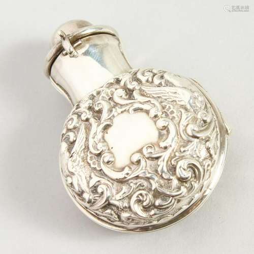 A GOOD VICTORIAN CIRCULAR GLASS SCENT BOTTLE AND