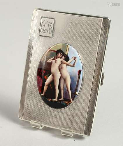 AN ENGINE TURNED CIGARETTE CASE, with an enamel oval of