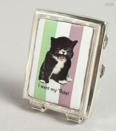 AN ENGINE TURNED CIGARETTE CASE, with an enamel oval of