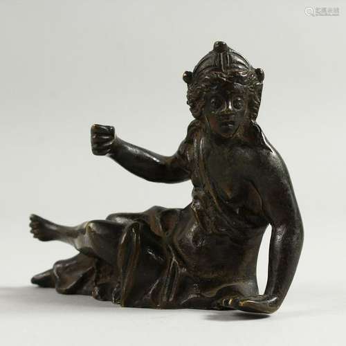 A SMALL BRONZE SEATED FIGURE, POSSIBLY 17TH CENTURY.