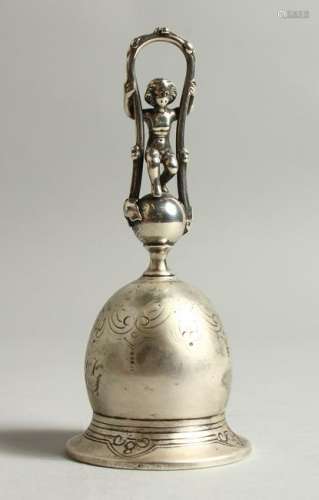 A SMALL CONTINENTAL SILVER TABLE BELL, with figural