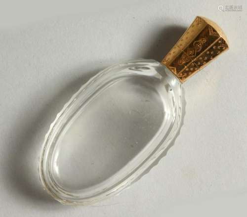 A GOOD OVAL CRYSTAL SCENT BOTTLE, with gold top and