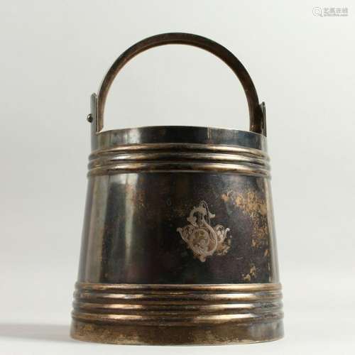 A LARGE RUSSIAN SILVER ICE PAIL, with swing handle and