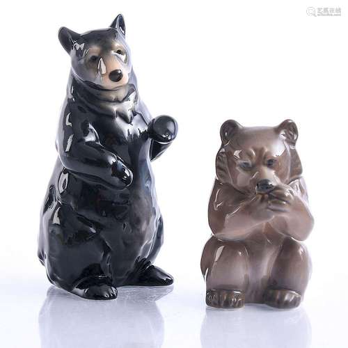 PAIR OF CERAMIC BEAR FIGURINES