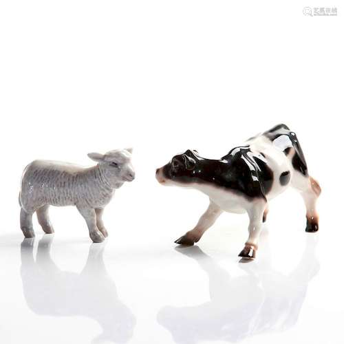 TWO FARM ANIMAL CERAMIC FIGURINES, COW AND SHEEP