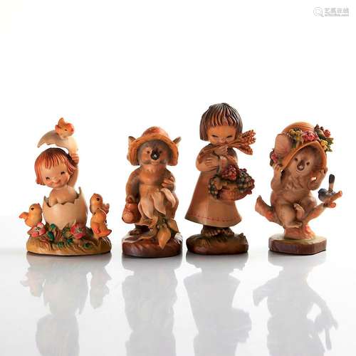 4 ANRI WOOD CARVING FIGURINES