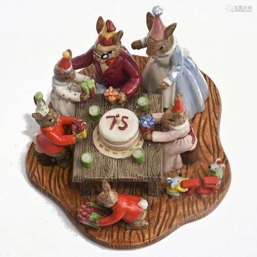 ROYAL DOULTON BUNNYKINS, HAPPY BIRTHDAY DB478