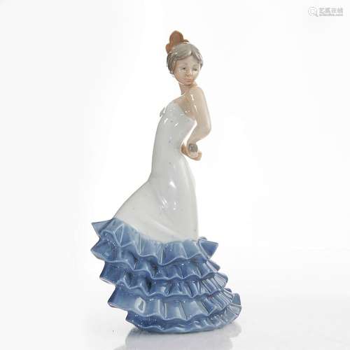 NAO BY LLADRO FIGURINE, FLAMENCO DANCER 418